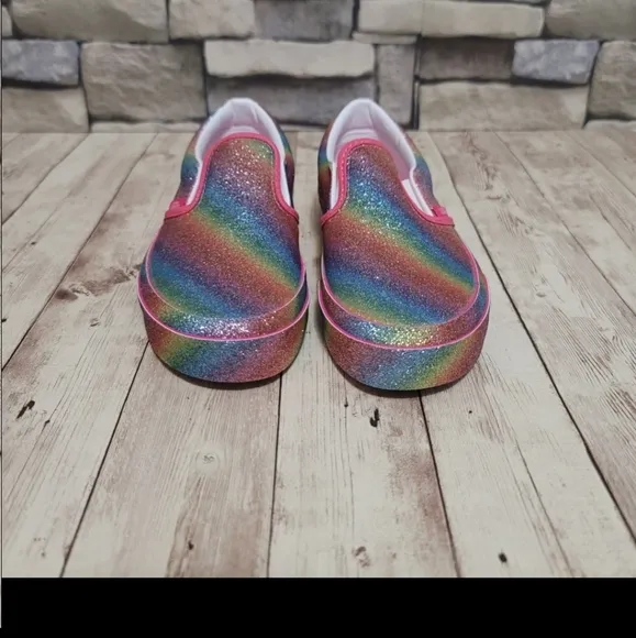 VANS GIRLS CLASSIC SLIP-ON SHOES SNEAKERS