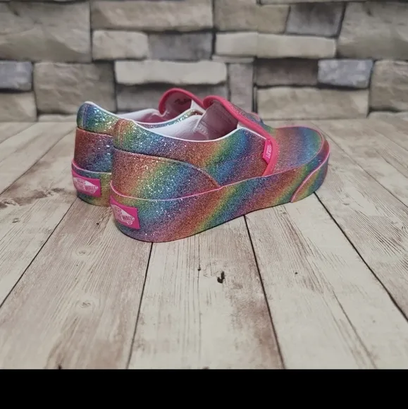 VANS GIRLS CLASSIC SLIP-ON SHOES SNEAKERS