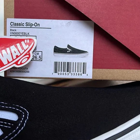 Vans Men’s Classic Slip-On BlackVN000EYEBLKSneakers