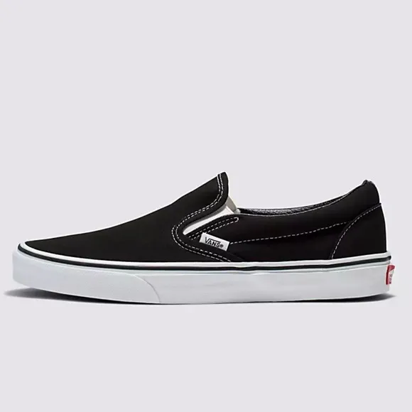 Vans Men’s Classic Slip-On BlackVN000EYEBLKSneakers