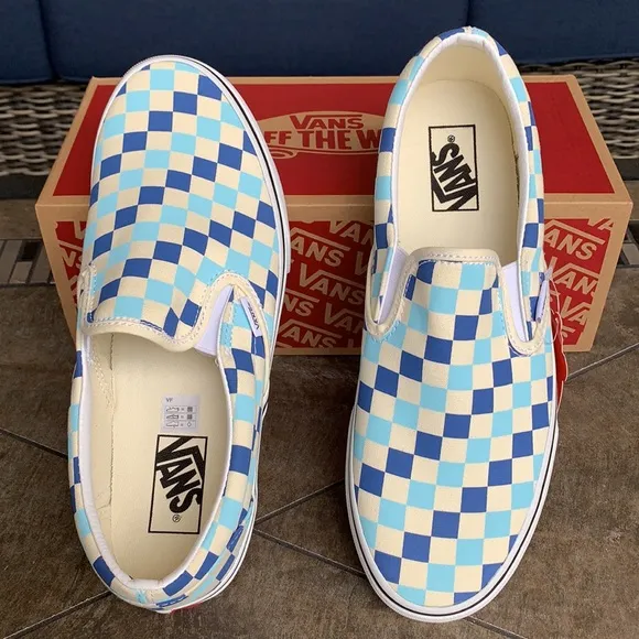 VANS Men’s CLASSIC SLIP ON CHECKERBOARD BLUE TOPAZ Sneakers