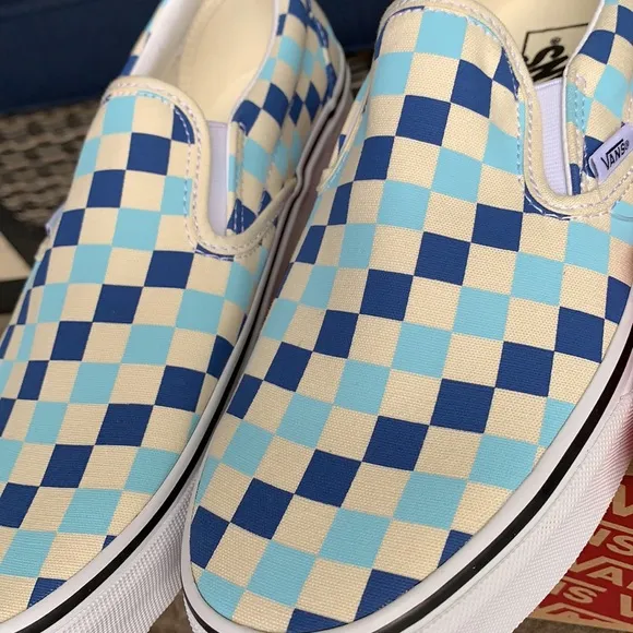 VANS Men’s CLASSIC SLIP ON CHECKERBOARD BLUE TOPAZ Sneakers