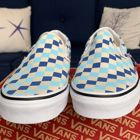 VANS Men’s CLASSIC SLIP ON CHECKERBOARD BLUE TOPAZ Sneakers