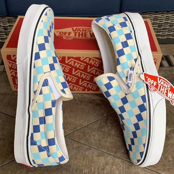 VANS Men’s CLASSIC SLIP ON CHECKERBOARD BLUE TOPAZ Sneakers