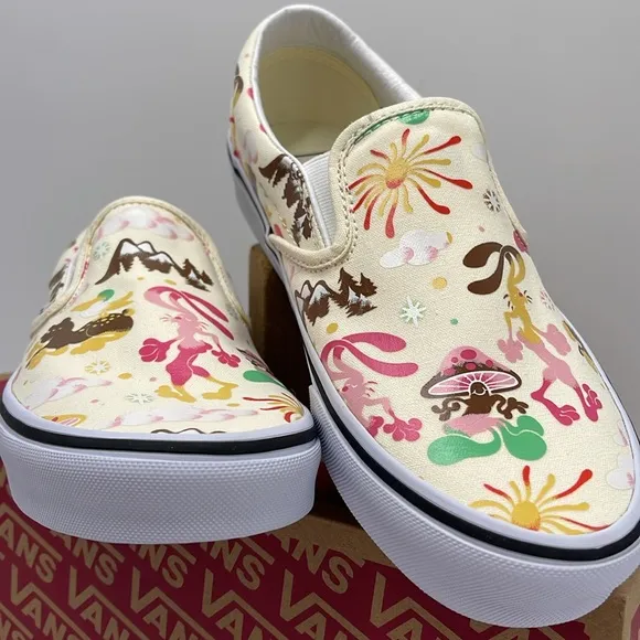 Vans Men’s Classic Slip-On Get Outdoors Classic White VN000BVZFRL Sneakers