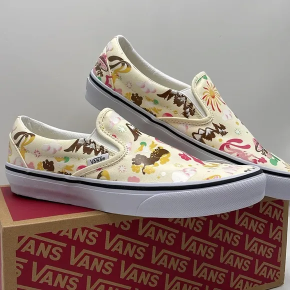 Vans Men’s Classic Slip-On Get Outdoors Classic White VN000BVZFRL Sneakers