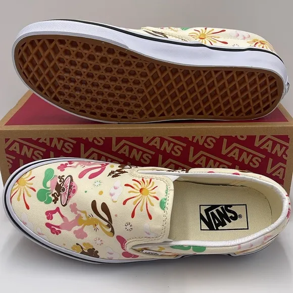 Vans Men’s Classic Slip-On Get Outdoors Classic White VN000BVZFRL Sneakers