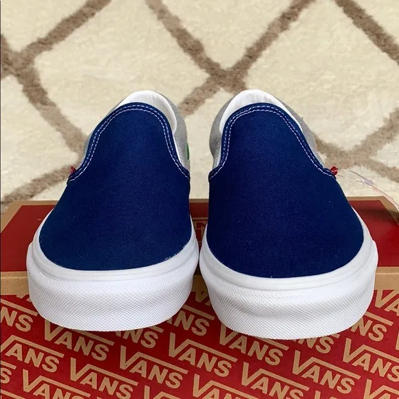 •VANS Men’s CLASSIC SLIP ON VANS COASTAL Grey/TrWht Sneakers