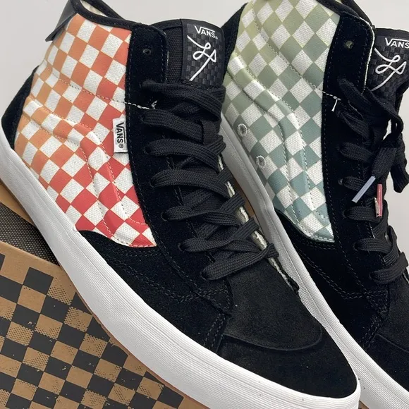 Vans Men’s High-Top Sneakers The LizzieCheckerboard Black/MultiVN0A4BX1BML