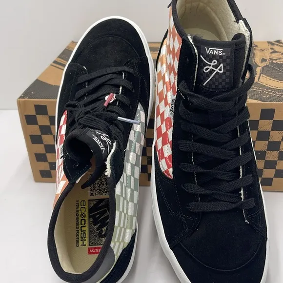 Vans Men’s High-Top Sneakers The LizzieCheckerboard Black/MultiVN0A4BX1BML