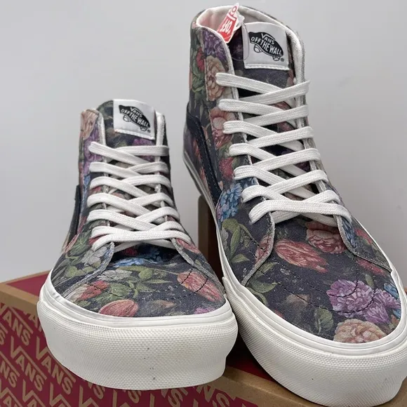 Vans Men’s Moody Floral Sk8-Hi Tapered Sneakers Grey/WhiteVN0A7Q621XM