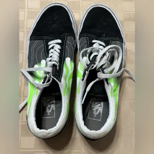Vans MenSize 8 Women 9.5 Off The Wall 507698 Multi Color‎ Casual Sneakers unisex