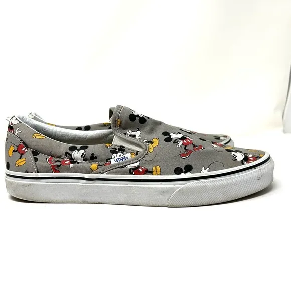 VANS OFF THE WALL Disney slip on sneakers, men’s size 10