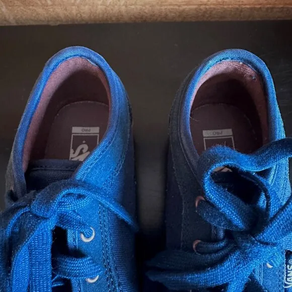 Vans Pro Blue Skateboard Shoes Canvas and Suede w Gum Sole Youth Size 3.5