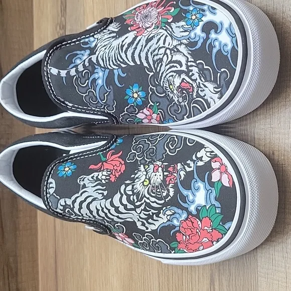 Vans Slip-On Floral Sneakers