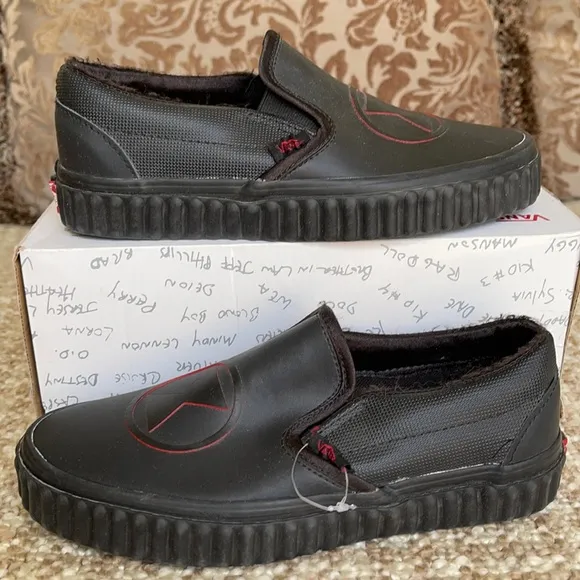 Vans Slip On MARVEL Black/Black WMNS