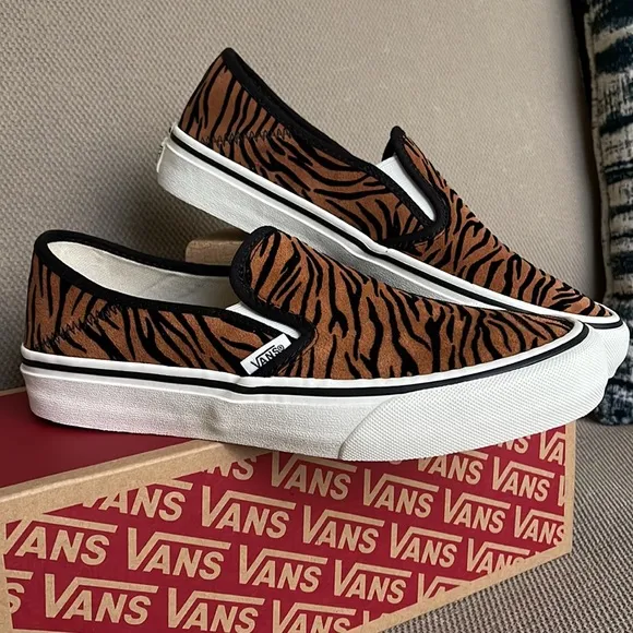 Vans Slip-On Safari Animal Stripes Black Marshmallow WMNS