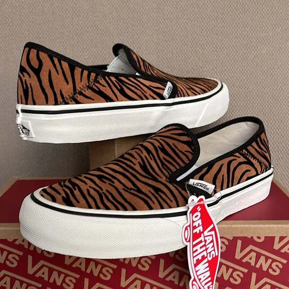 Vans Slip-On Safari Animal Stripes Black Marshmallow WMNS
