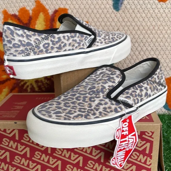 Vans Slip On Sf Cheetah White Cap Gray/Black Surf WMNS sneakers