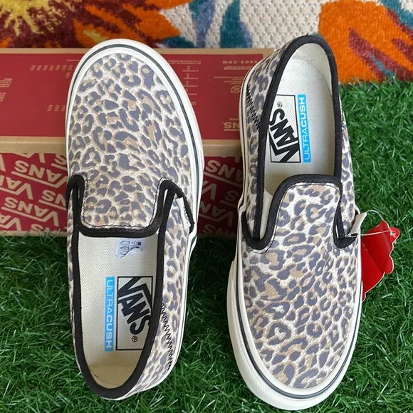 Vans Slip On Sf Cheetah White Cap Gray/Black Surf WMNS sneakers