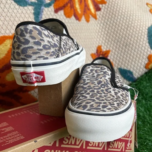 Vans Slip On Sf Cheetah White Cap Gray/Black Surf WMNS sneakers