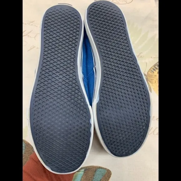 Vans slip on sneakers