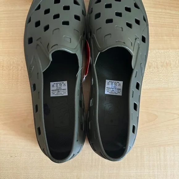 Vans Slip-On TRK Grape Leaf Army Green Sneakers Trek Slip-On Water Shoes Size 13