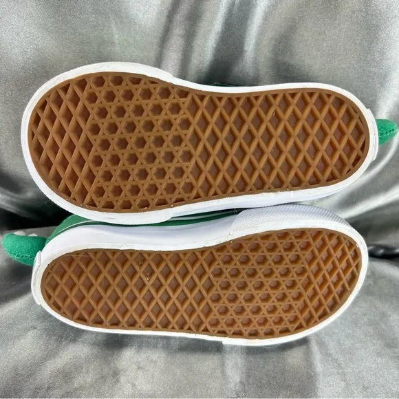 Vans Toddler Slip On Green Triceratops Dinosaur Slip On Sneakers Size 5.5 EUC