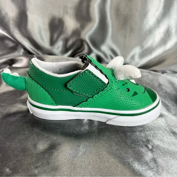 Vans Toddler Slip On Green Triceratops Dinosaur Slip On Sneakers Size 5.5 EUC