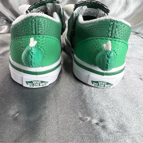 Vans Toddler Slip On Green Triceratops Dinosaur Slip On Sneakers Size 5.5 EUC
