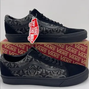 Vans WMNS Black and Gray Patterned Sneakers Old SkoolSkull Tapestry Raven/Black