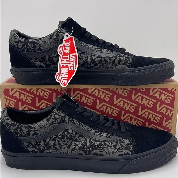 Vans WMNS Black and Gray Patterned Sneakers Old SkoolSkull Tapestry Raven/Black