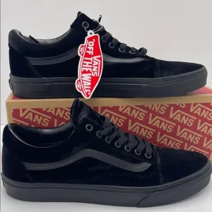 Vans WMNS Black Sneakers Old SkoolVelvet Black/Black/BlackVN0A7Q2JD5E