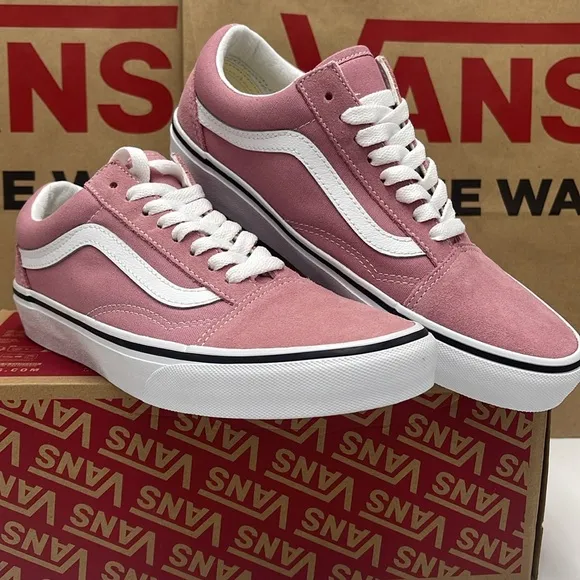 Vans WMNS Pink and White Sneakers Old SkoolColor Theory FoxgloveVN000CT8C3S