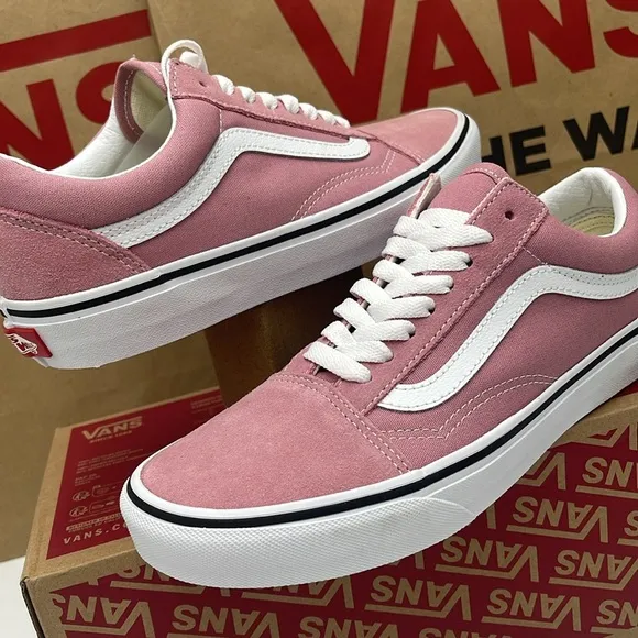 Vans WMNS Pink and White Sneakers Old SkoolColor Theory FoxgloveVN000CT8C3S