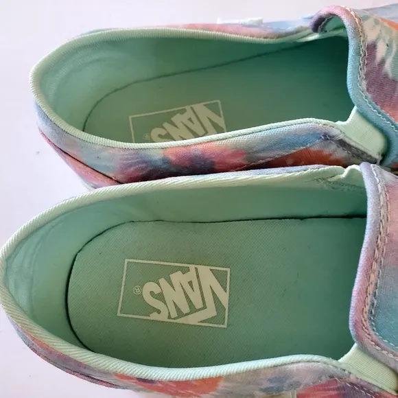 Vans Women's Tie-Dye Slip-On Sneakers Size 9