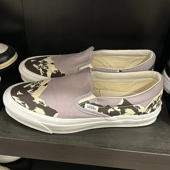 Vans x Kith size 7 slip on sneakers