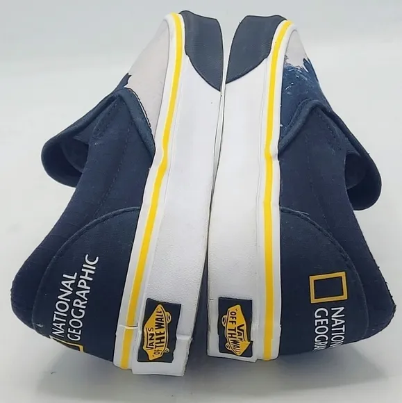 Vans X National Geographic Slip-On Sneaker Size 6.5.