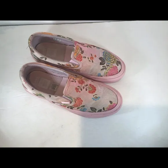 VANS X OPENING CEREMONY FLORAL PONY HAIR SLIP ON SNEAKERS SZ 7