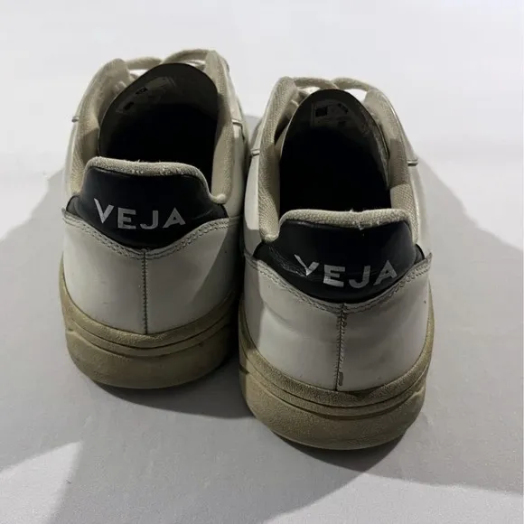 Veja V-10 Extra White Black Men's Sz 9 Leather Lace Up Shoes Sneakers Casual