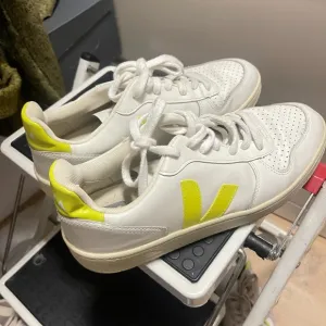 VEJA White and Yellow Sneakers