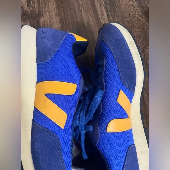 Veja Women's Shoes