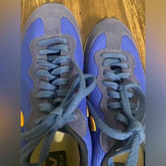 Veja Women's Shoes