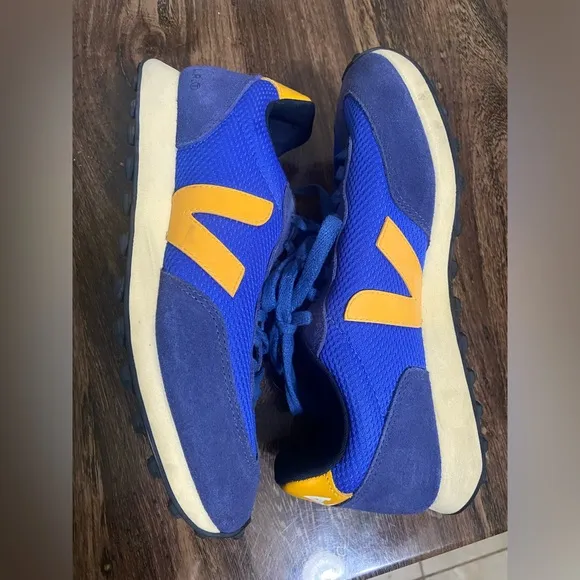 Veja Women's Shoes