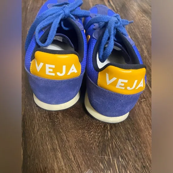 Veja Women's Shoes