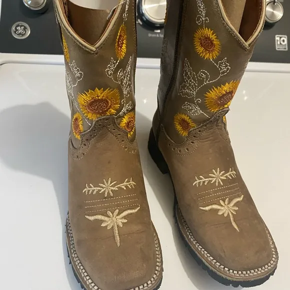 Venezia Kids Boots with Sunflower Embroidery