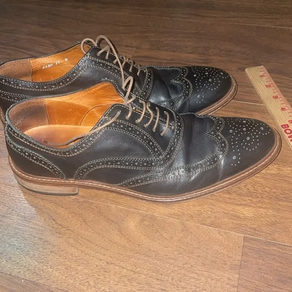 Vero Cuoio Mens Dress Shoes wing tip oxford lace up Walnut Size 11 Luxury shoes