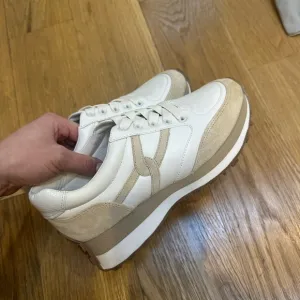 Veronica Beard Valentina White and Tan Sneakers