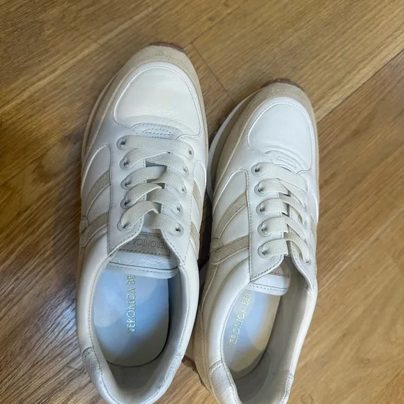 Veronica Beard Valentina White and Tan Sneakers