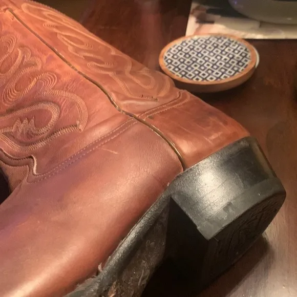 Very soft excellent condition Tony Lama leather Western boots 12D  little wear